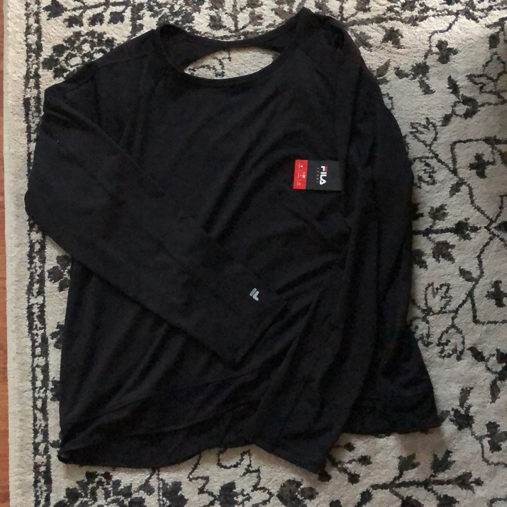 Fila sport's top